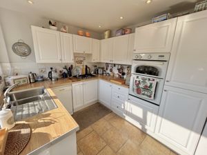 Photo 9- click for photo gallery